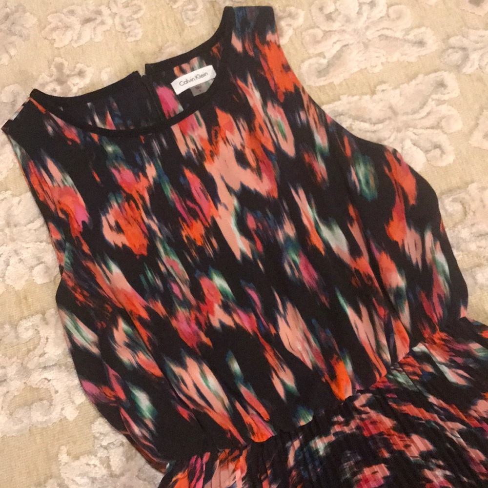 Calvin Klein sleeveless dress - Picture 2 of 2